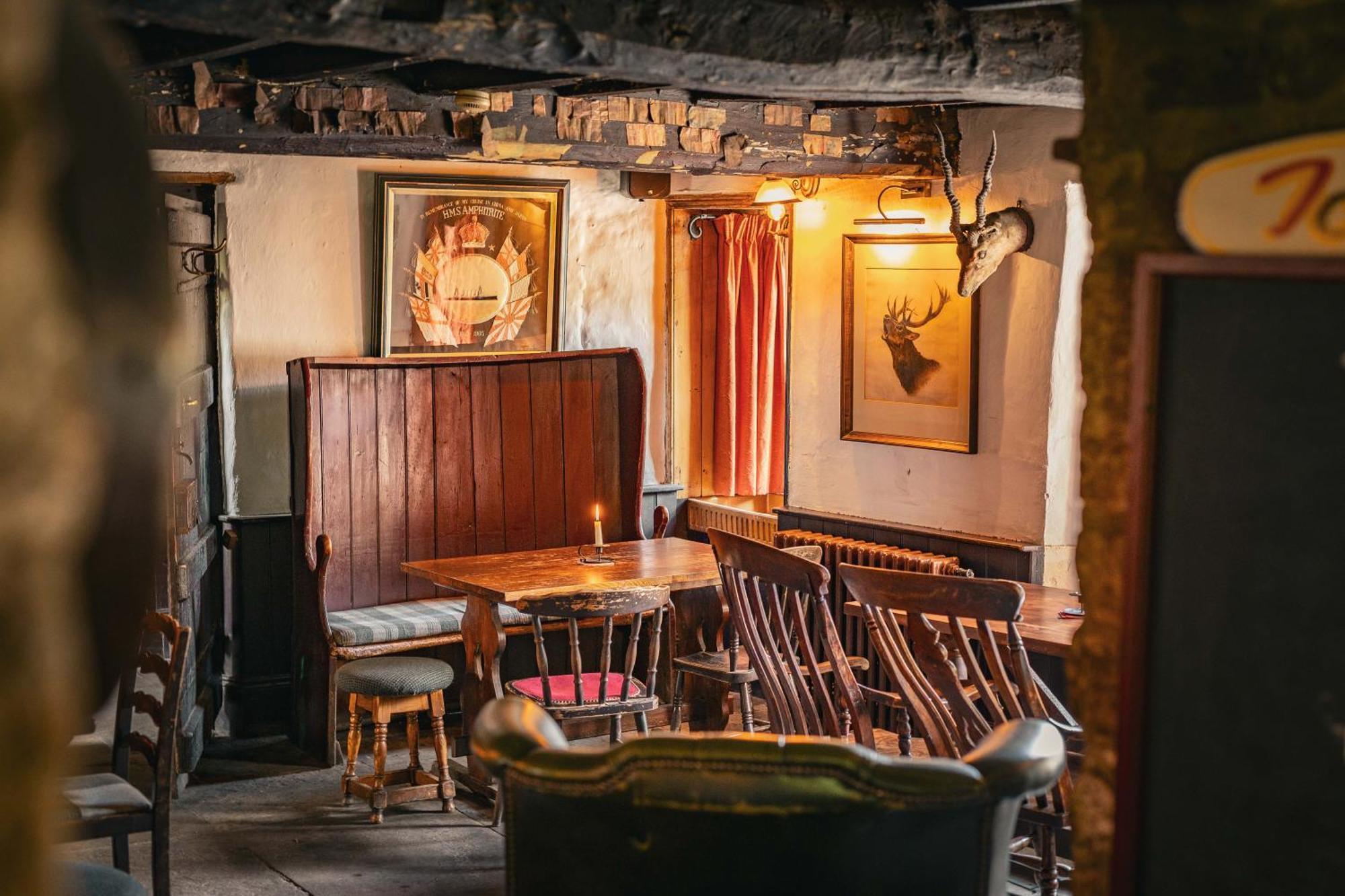 The Green Dragon At Hardraw Екстериор снимка